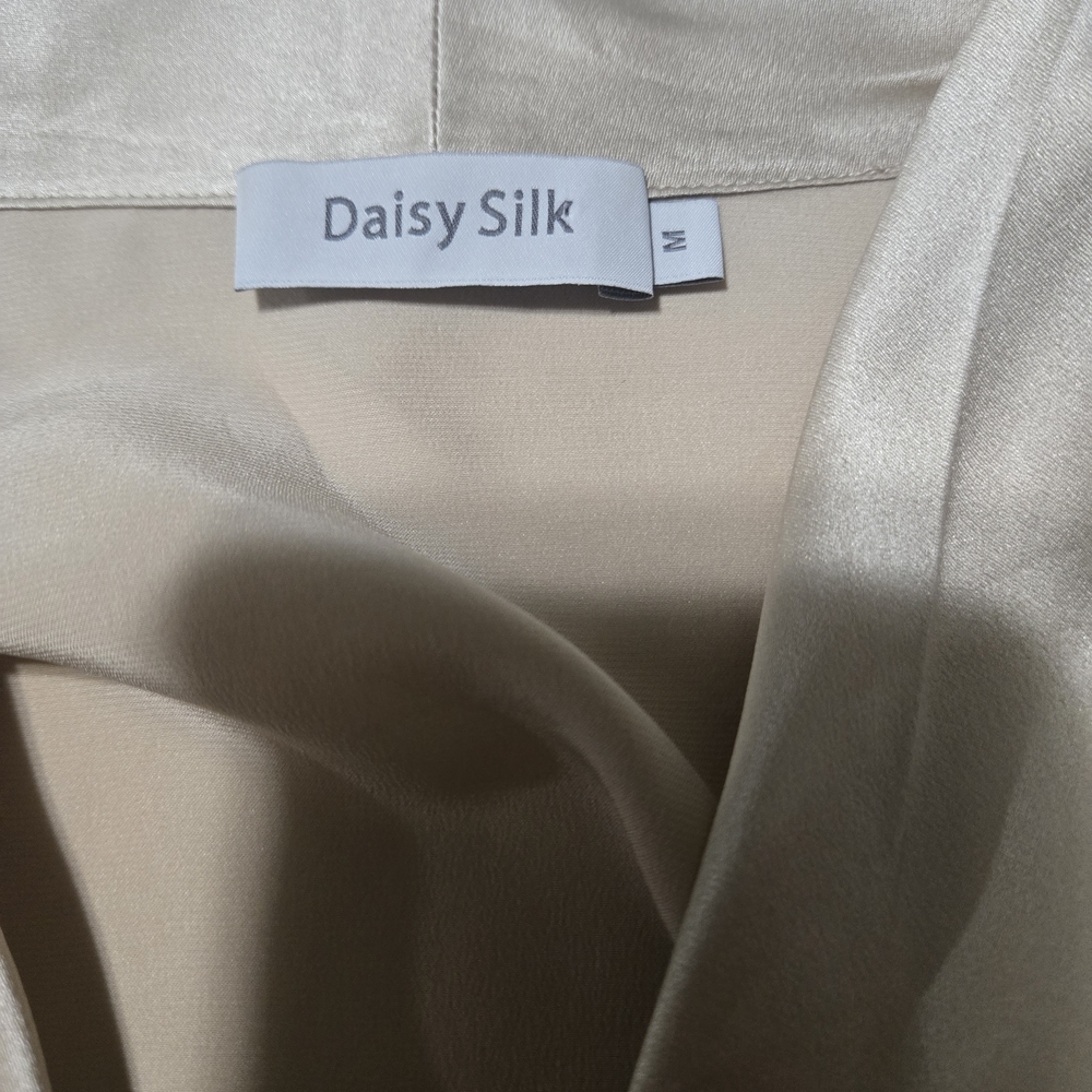 Elegant Cream Satin Wrap Blouse - Picture 5 of 8